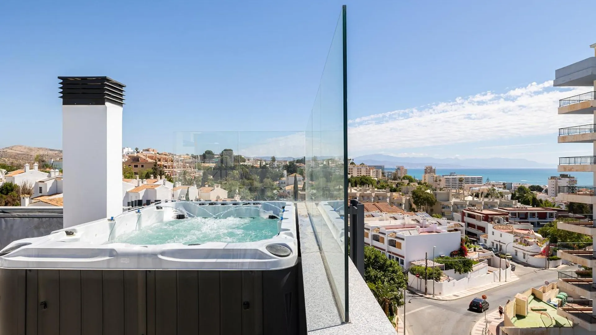 Luxury Carihuela With Private Jacuzzi By Ensuite Torremolinos
