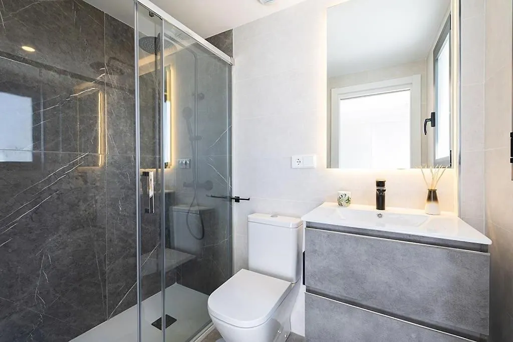 Luxury Carihuela With Private Jacuzzi By Ensuite Τορρεμολίνος Διαμέρισμα